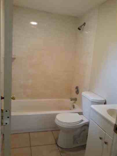 1628 Crest Ave #10 - Photo 5 of 34