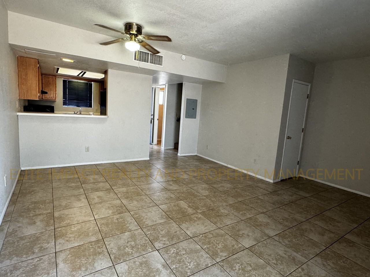 1817 E Lester St #3 - Photo 4 of 20