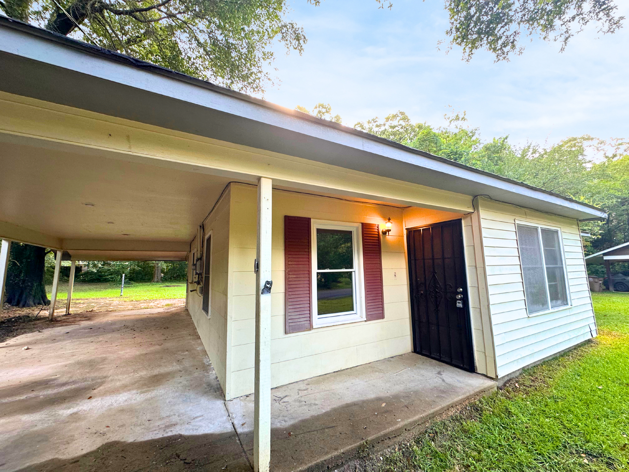 1616 Gilda Cir - Photo 4 of 14