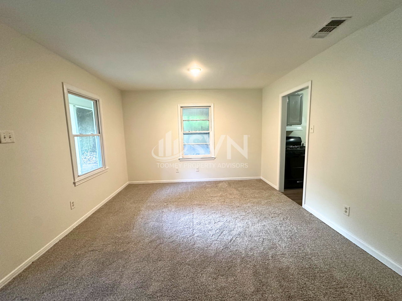 1616 Gilda Cir - Photo 6 of 14