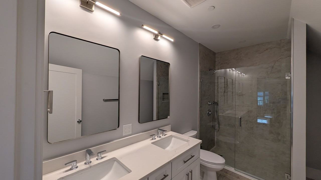 122 Kenrick St - Photo 3 of 17