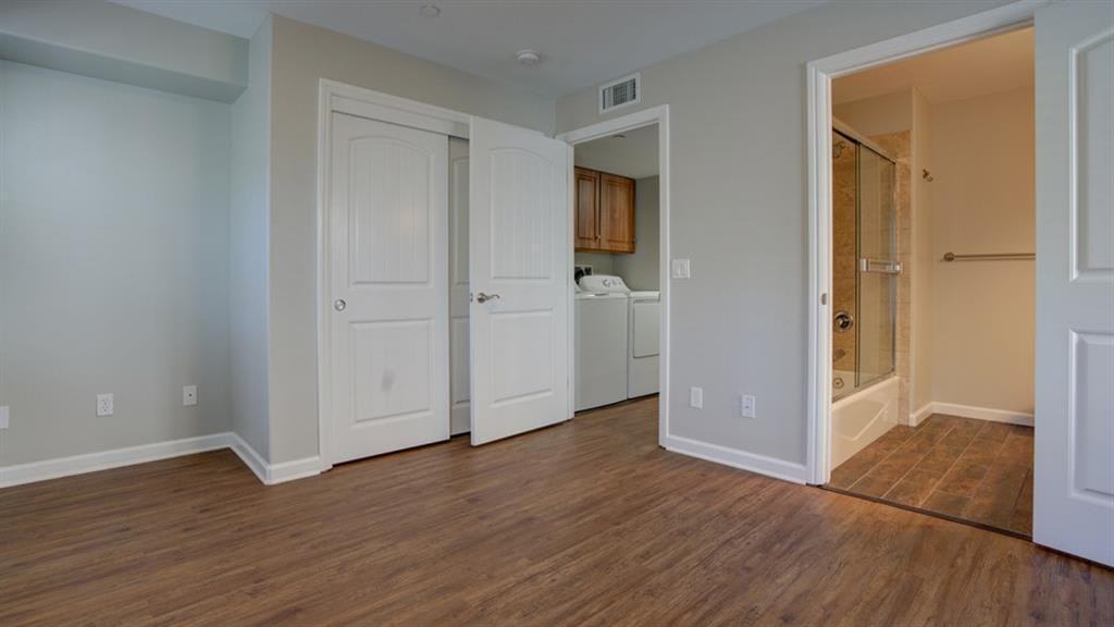 11205 Bilbao Ct - Photo 3 of 23
