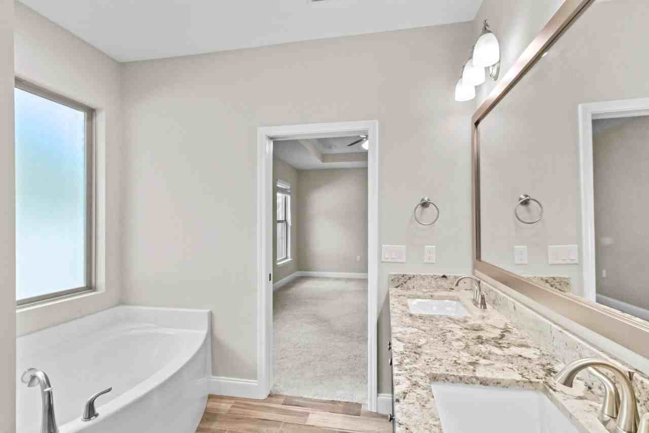 949 Kenzie Ln #1 - Photo 5 of 9
