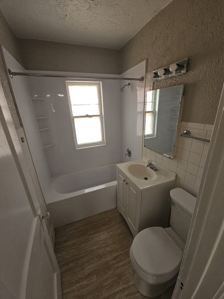 1313 Evelyn Street2 #2 - Photo 2 of 11