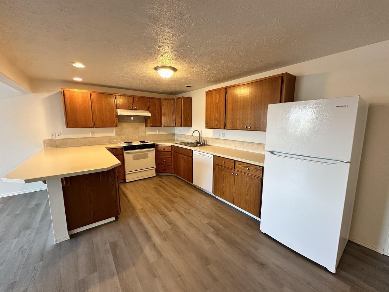 1219 2nd StreetWebster Apartments #1219 - Photo 2 of 6