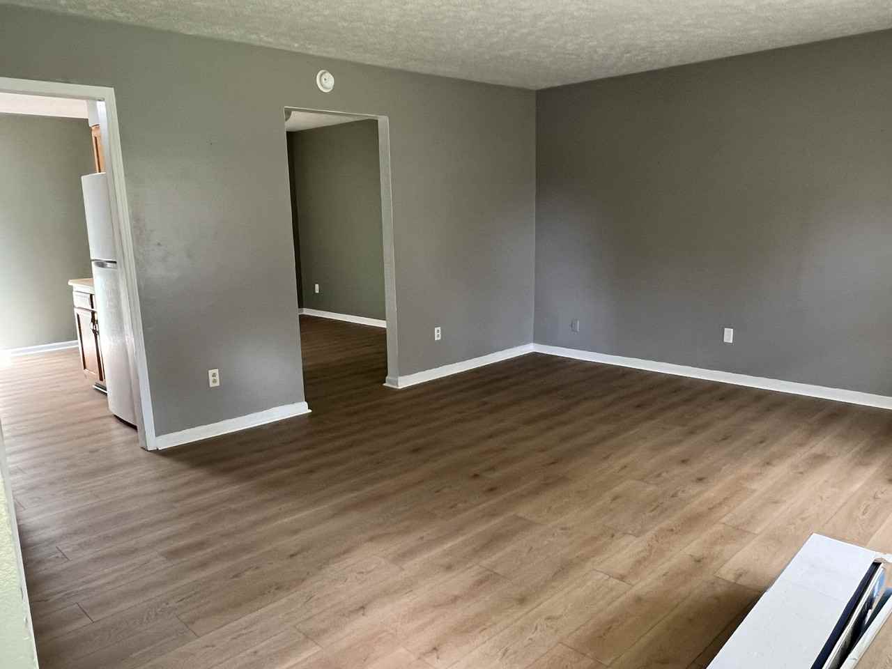 203 Redbud Dr #1 - Photo 2 of 9