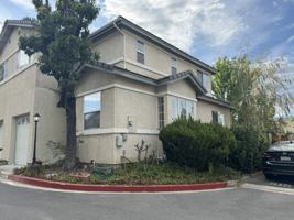featured image of 535 Warren Ct #1