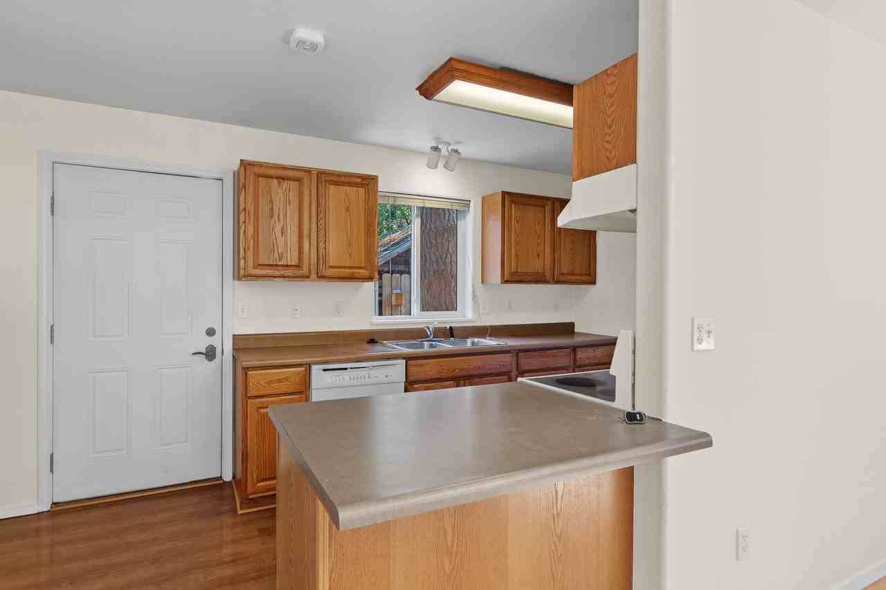 100 E Miller Ave - Photo 4 of 18