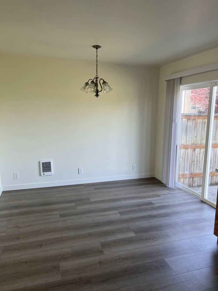 Railroad Ave #1 - Photo 3 of 7