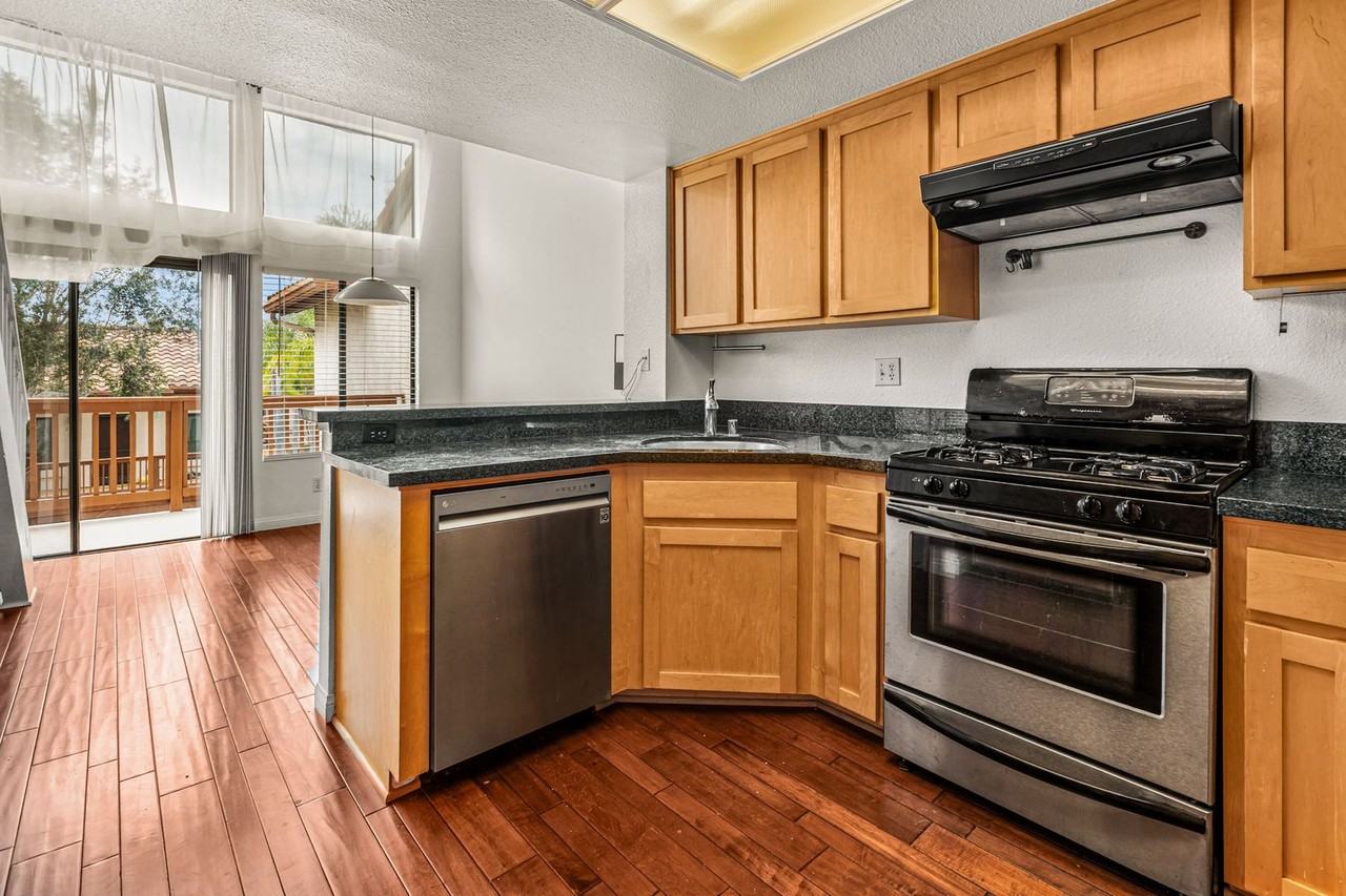 4039 Carmel View Rd #104 - Photo 6 of 31
