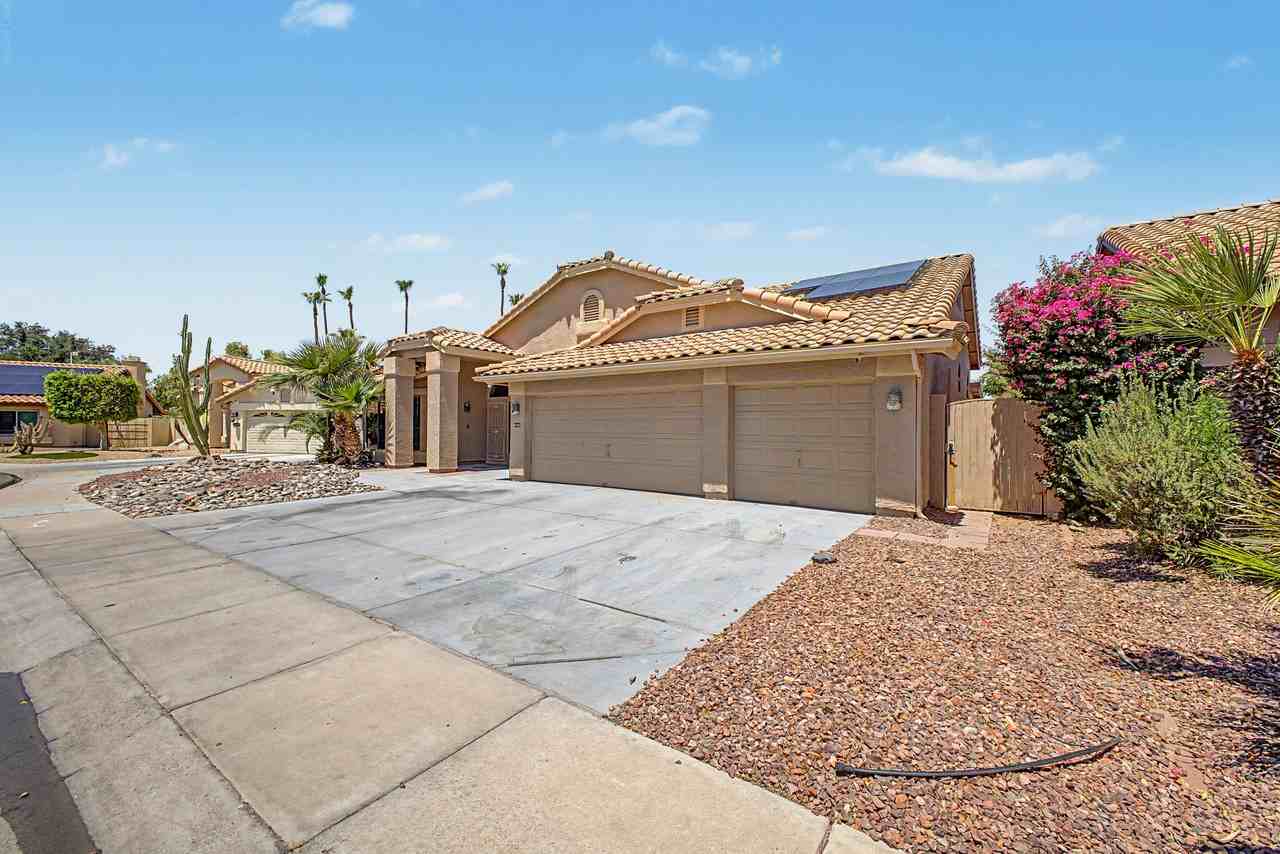 3103 N Meadow Ln #1 - Photo 2 of 50