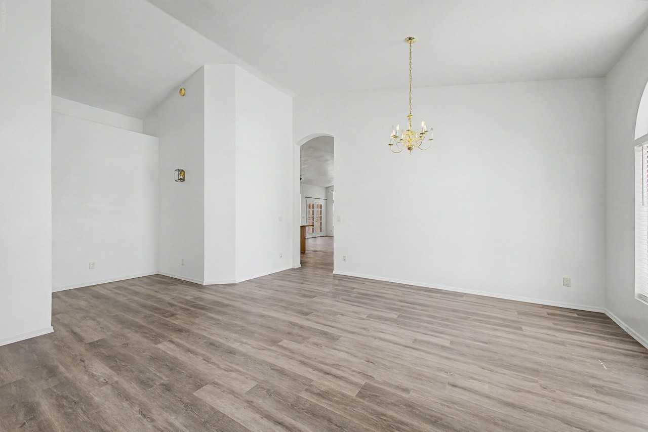 3103 N Meadow Ln #1 - Photo 6 of 50
