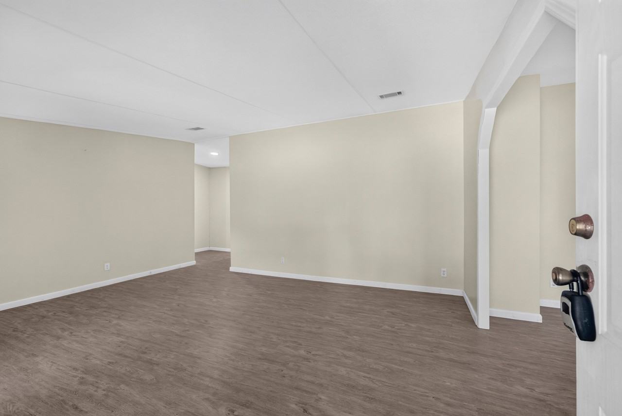 322 Cedar Creek Rd #1 - Photo 4 of 34