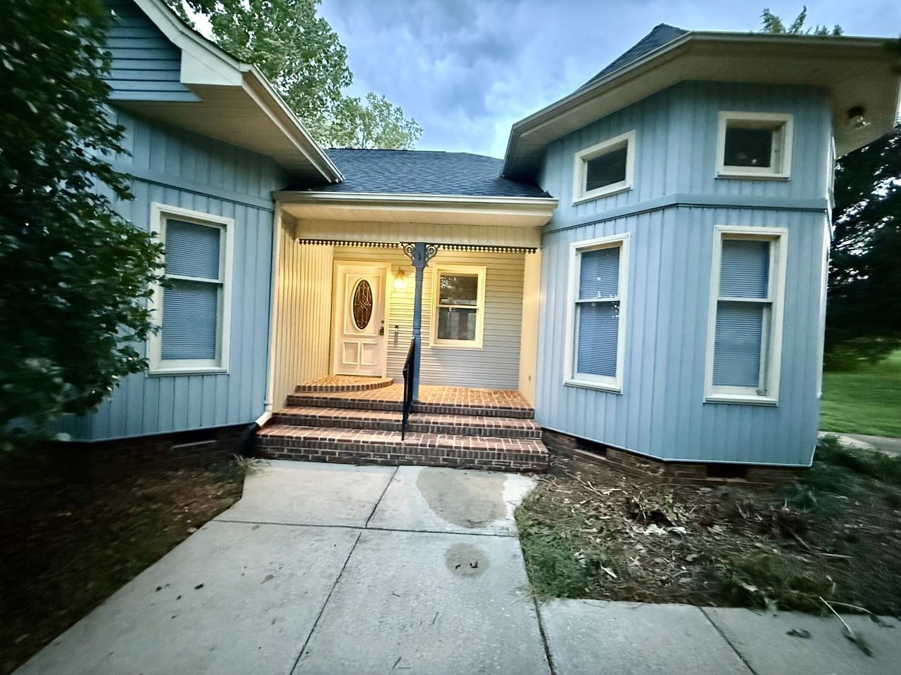 140 White Oak Cir #1 - Photo 2 of 16