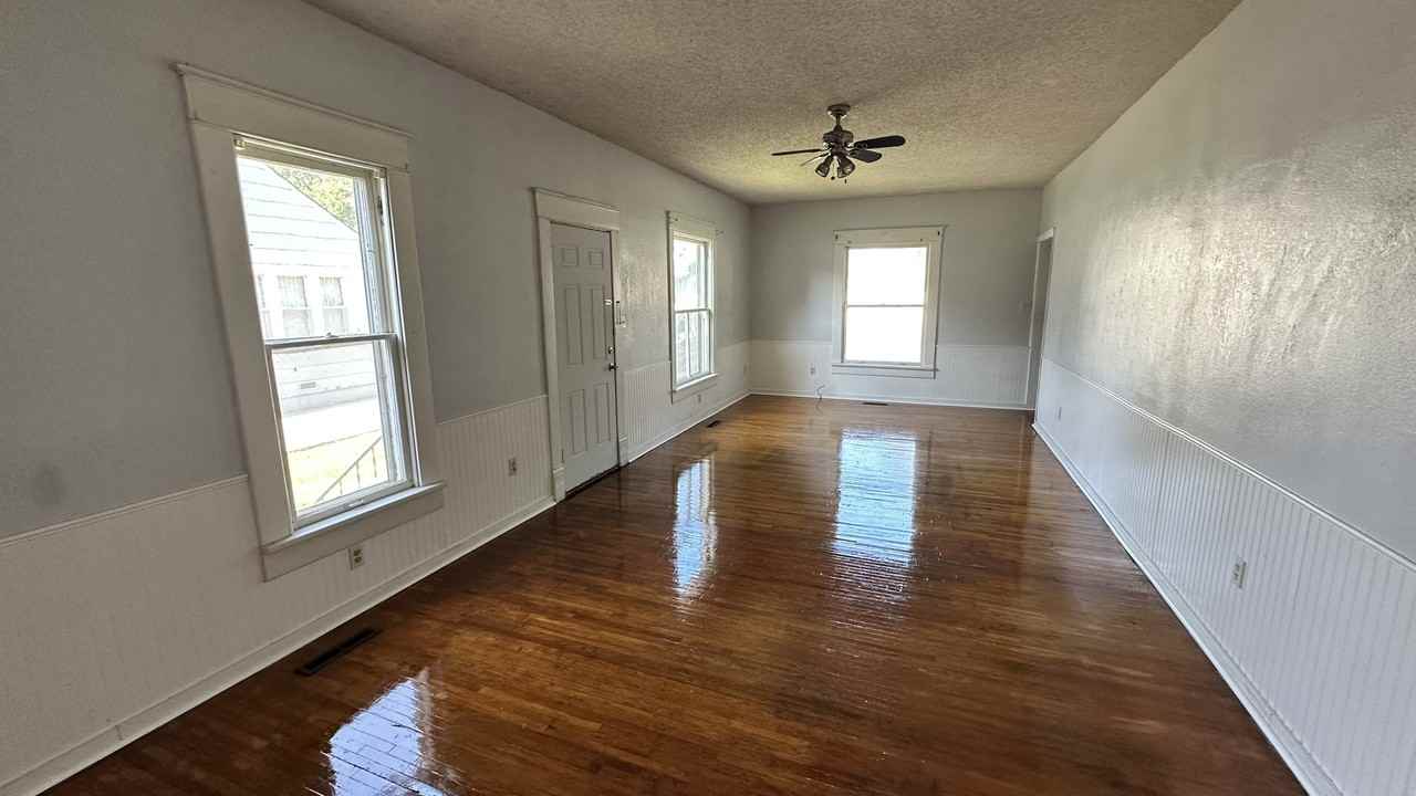 1417 Prairie St #1 - Photo 2 of 9