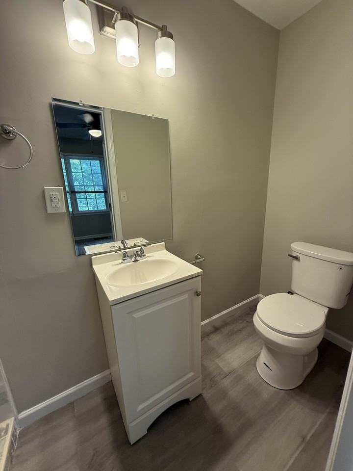 1317 5th Pl Nw #1 - Photo 6 of 9