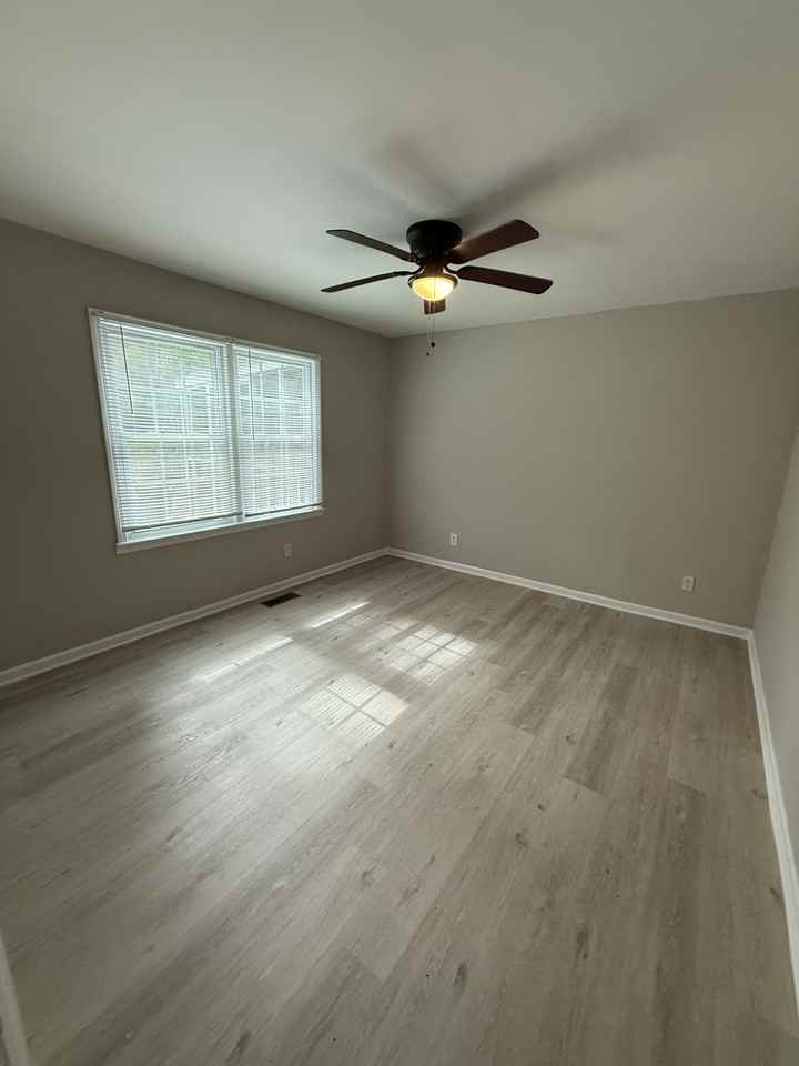 1317 5th Pl Nw #1 - Photo 7 of 9