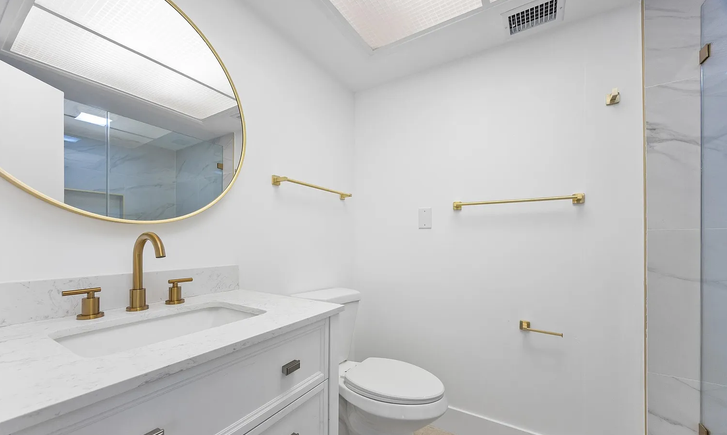 4157 Pinewood Lake Drive - Photo 2 of 15