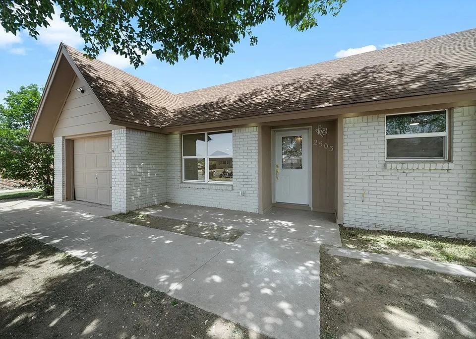 2503 Lynn Dr #1 - Photo 3 of 46