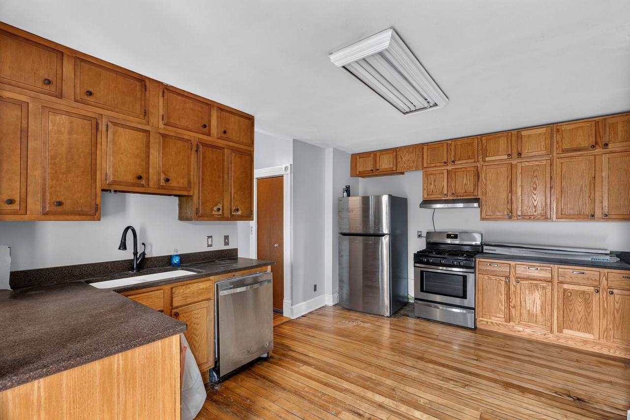 515 Whitall StreetUnit A #1 - Photo 4 of 16