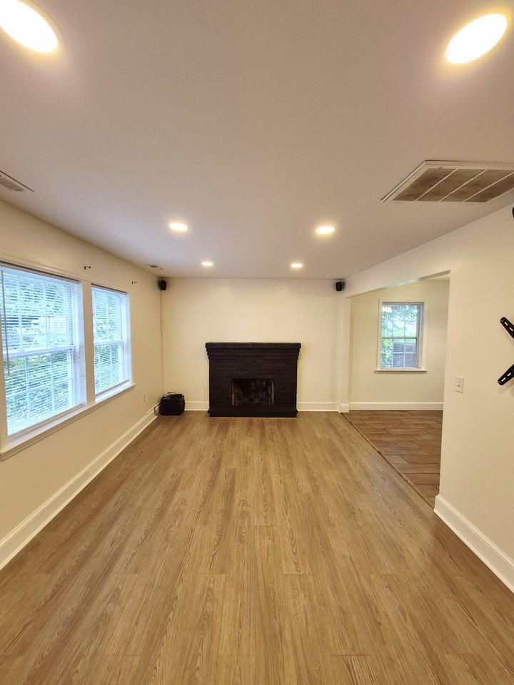 115 Slagle Ave #1 - Photo 2 of 50