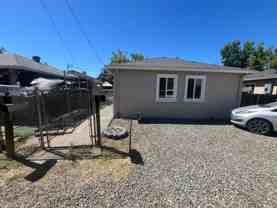 406 Niles Ave - Photo 1 of 1