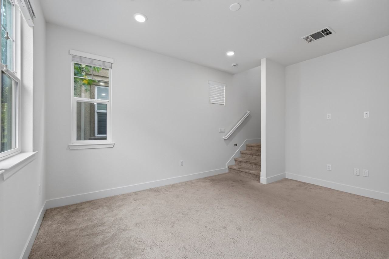 2823 Alliston Loop #1 - Photo 4 of 10