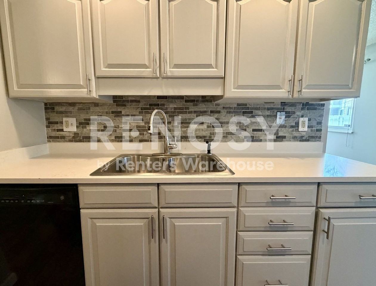 1782 S Trenton St #2 - Photo 4 of 23