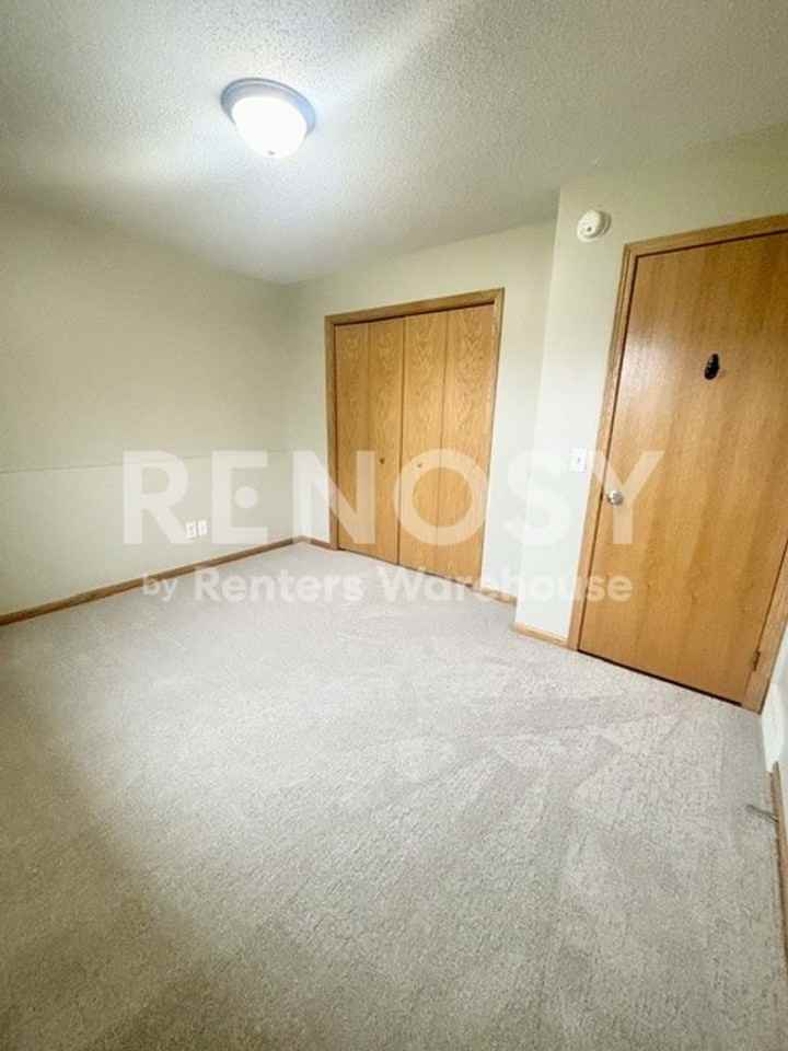 605 7th Ave Sw - Photo 7 of 47