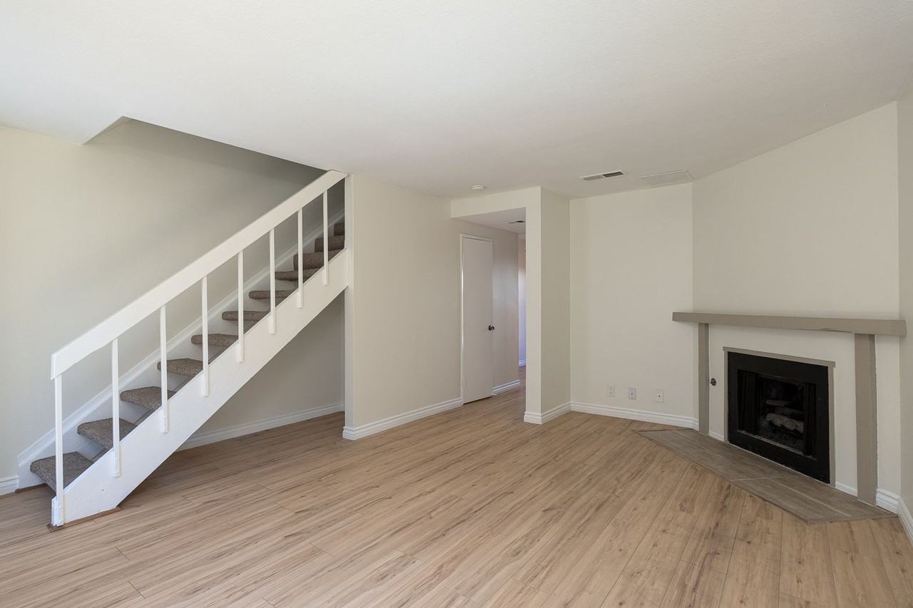 4939 Nautilus St #C - Photo 2 of 29