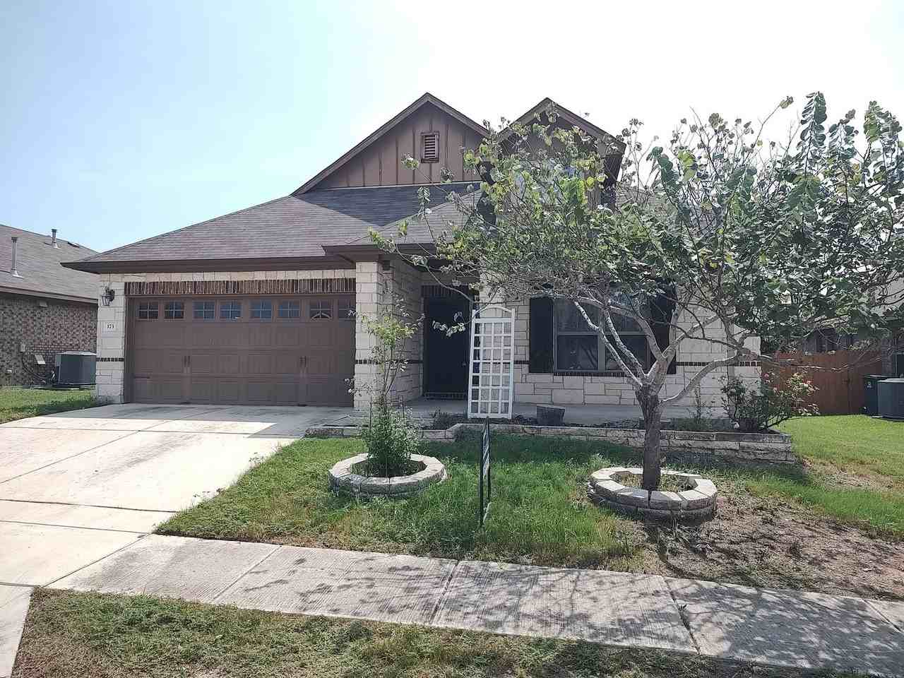 173 Lone Tree Holw - Photo 2 of 26