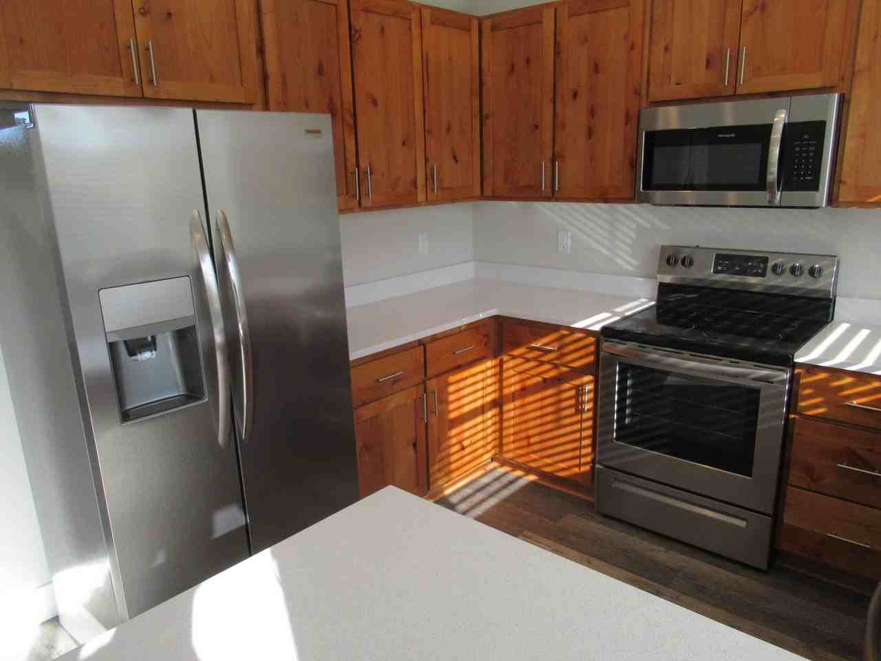 1170 Mariel Pl S - Photo 5 of 22