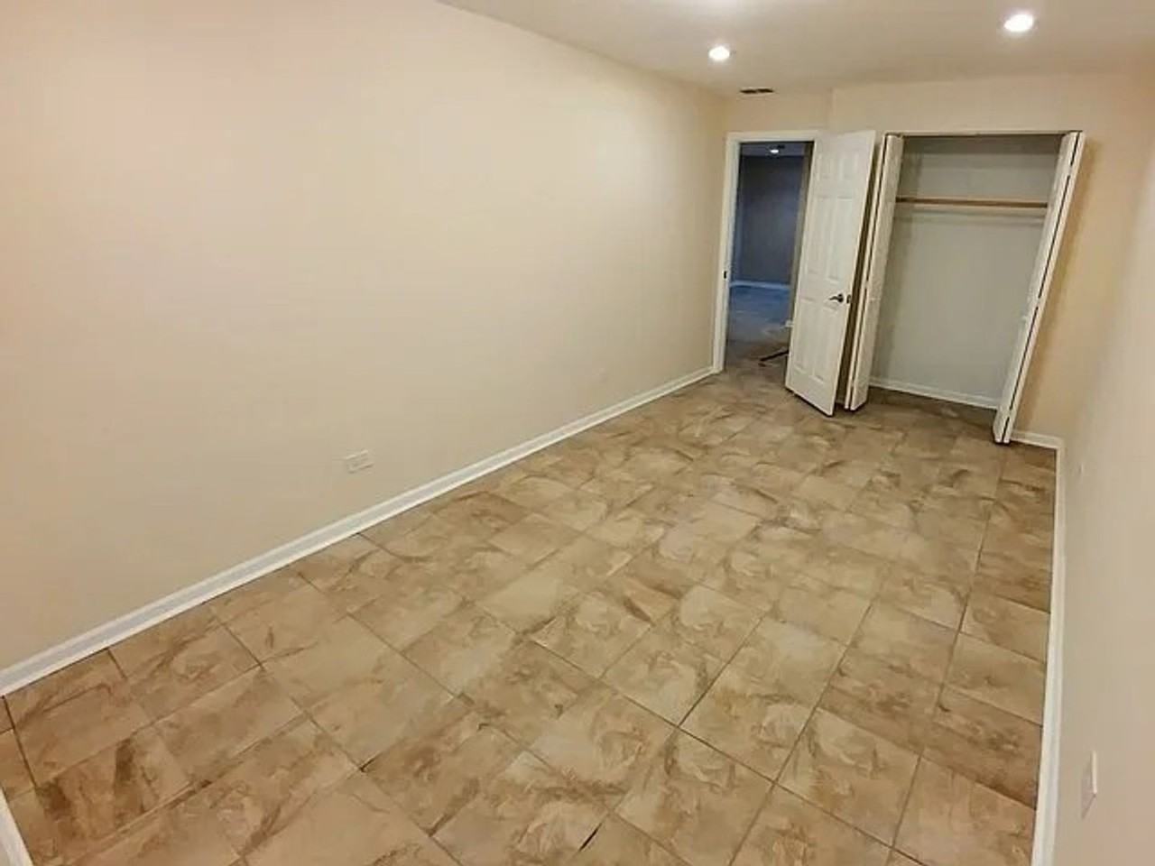 5205 S Drexel Ave - Photo 6 of 10