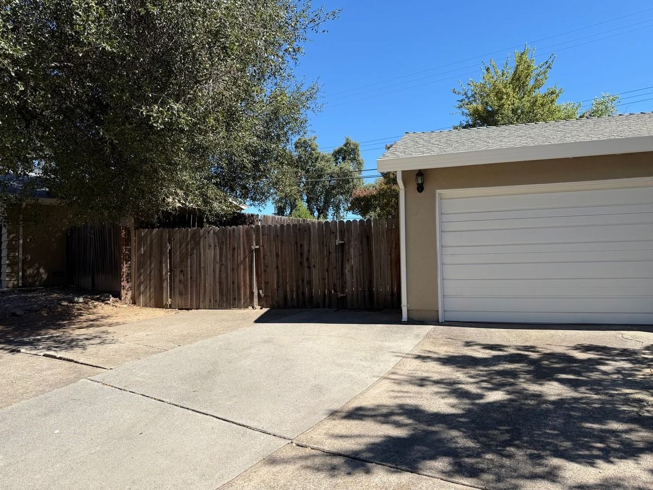8808 Mohawk Way - Photo 5 of 41