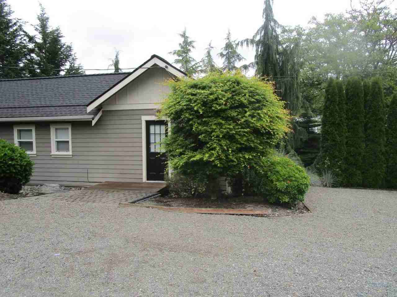 3305 Tarabochia St - Photo 2 of 18