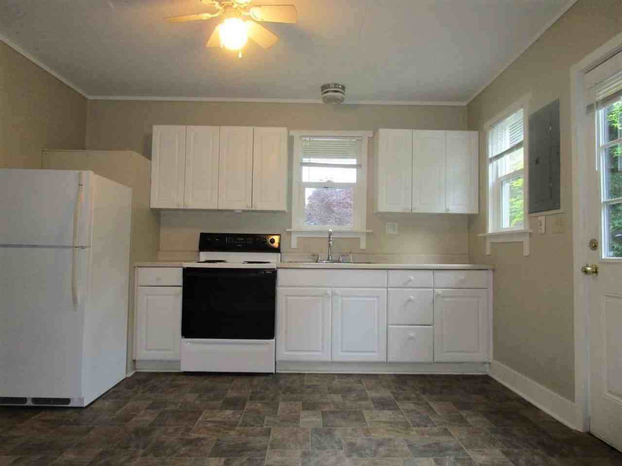 3305 Tarabochia St - Photo 3 of 18