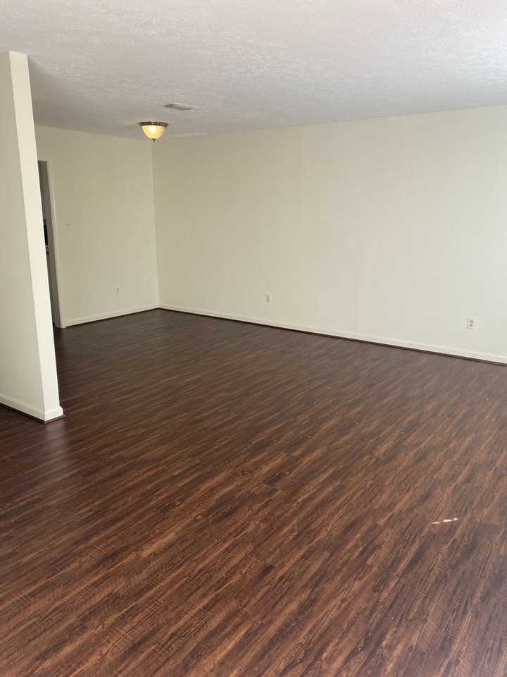 119 Mill Lane Rd - Photo 3 of 12