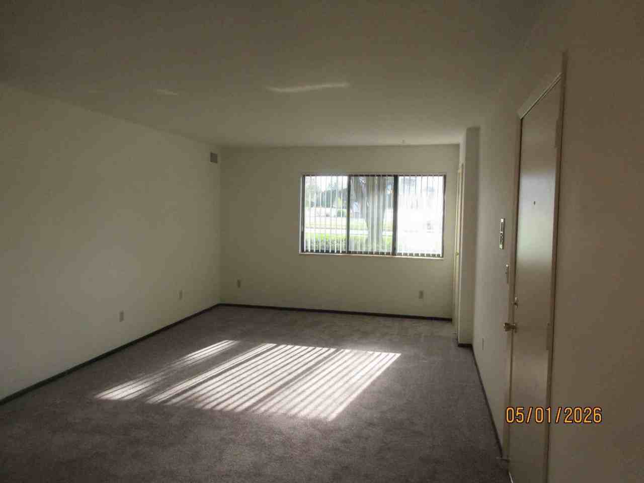 N111W15780 Vienna Ct #21 - Photo 5 of 17