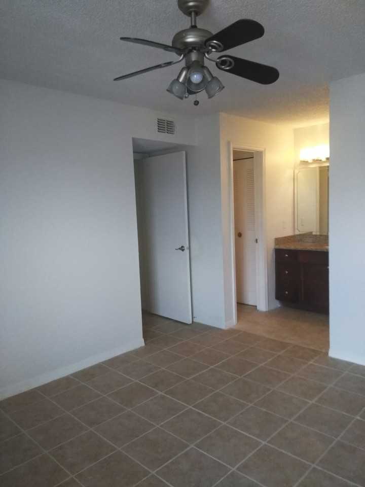 5168 Conroy Rd #1636 - Photo 3 of 10