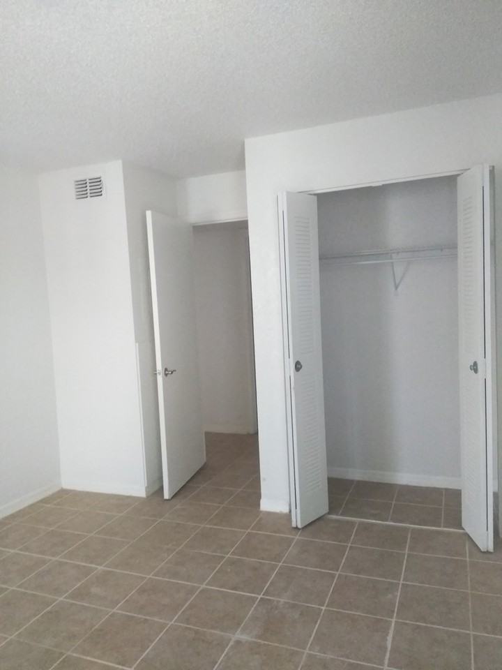 5168 Conroy Rd #1636 - Photo 5 of 10