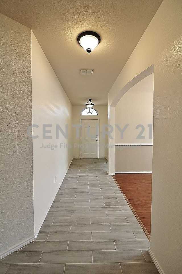 10125 Sourwood Dr - Photo 2 of 21