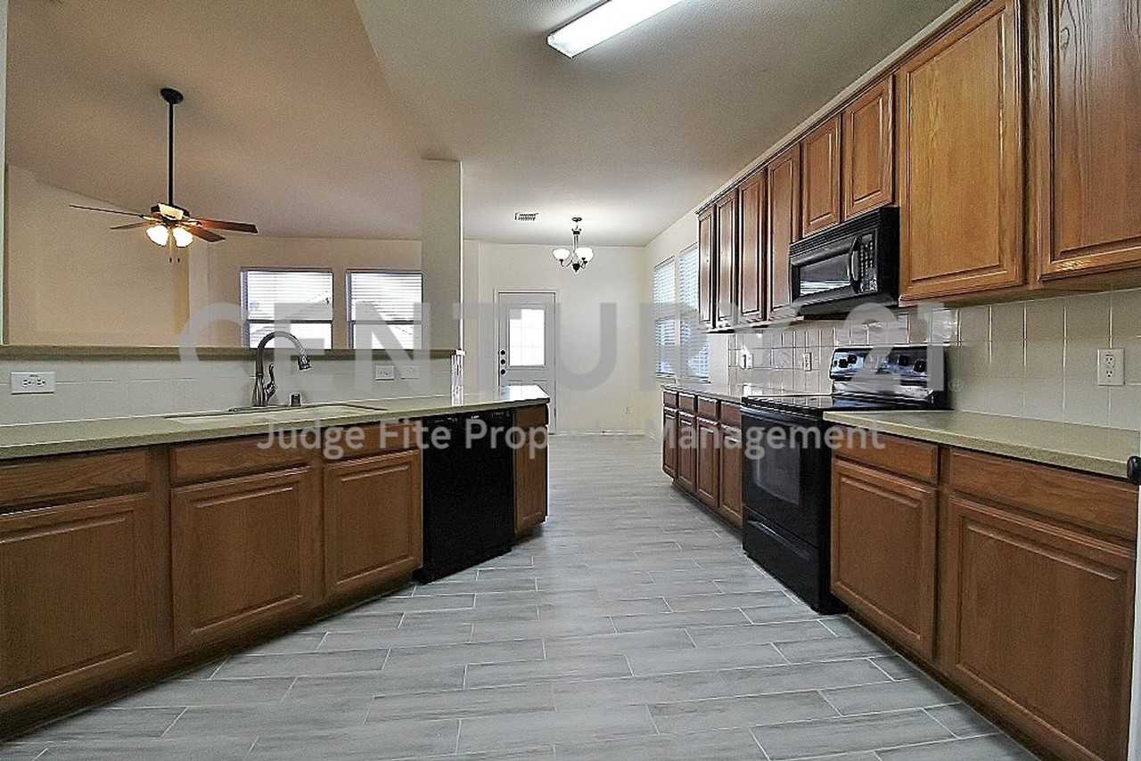 10125 Sourwood Dr - Photo 6 of 21