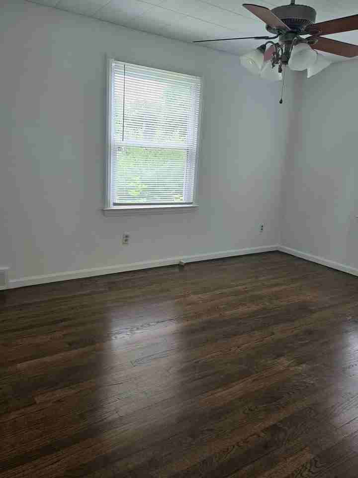 10405 E 69th St - Photo 6 of 8