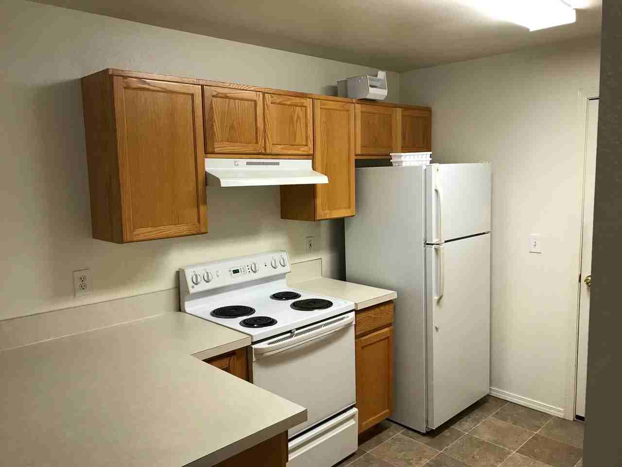 543 W Idaho Ave - Photo 4 of 17
