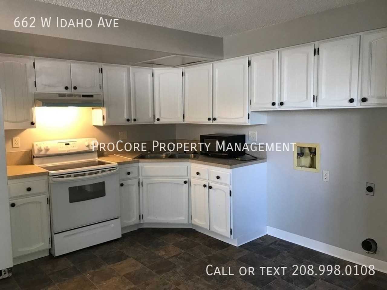 662 W Idaho Ave - Photo 4 of 14