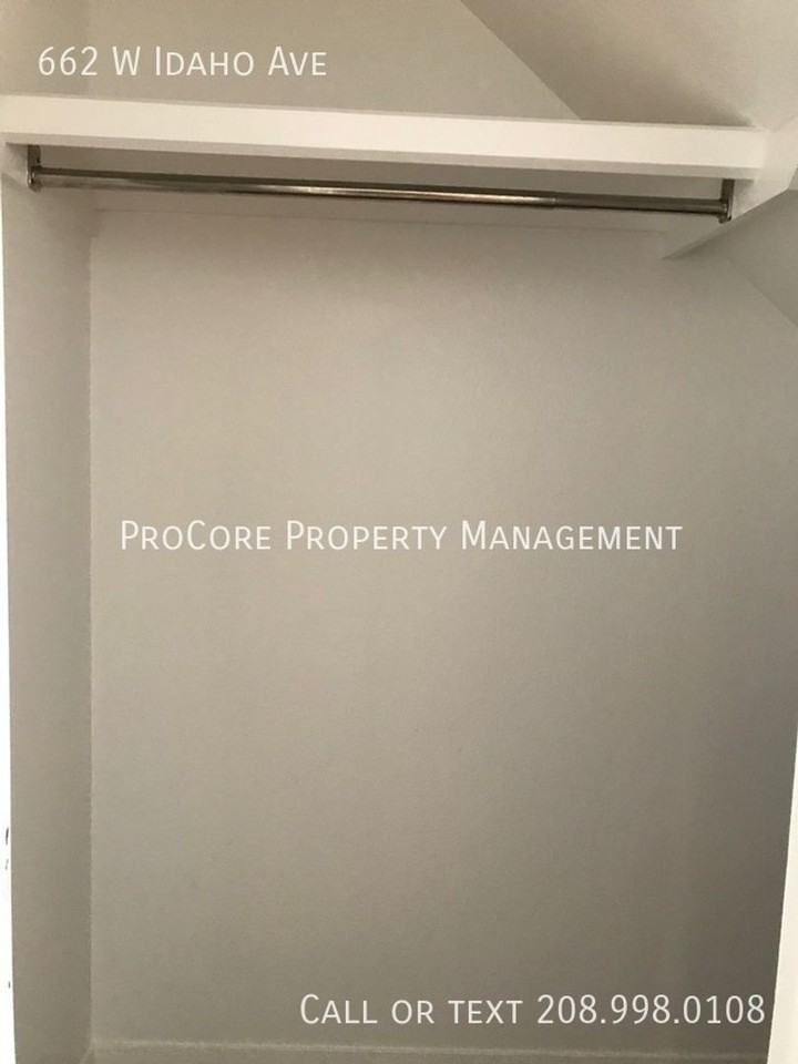 662 W Idaho Ave - Photo 6 of 14