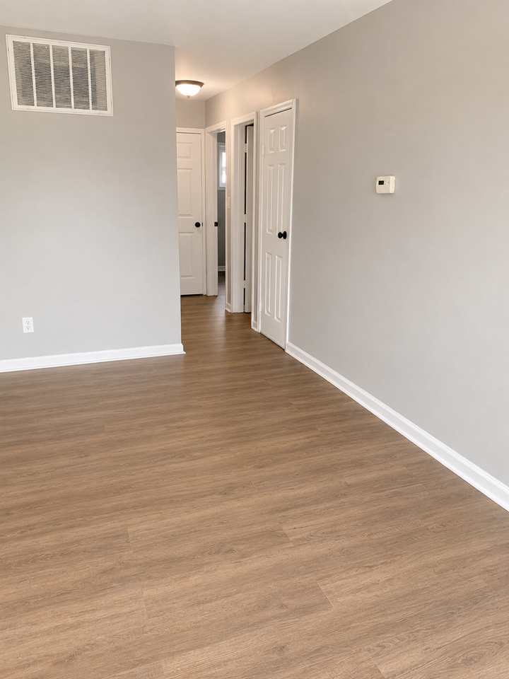 1724 Eastbrook Dr S - Photo 7 of 9