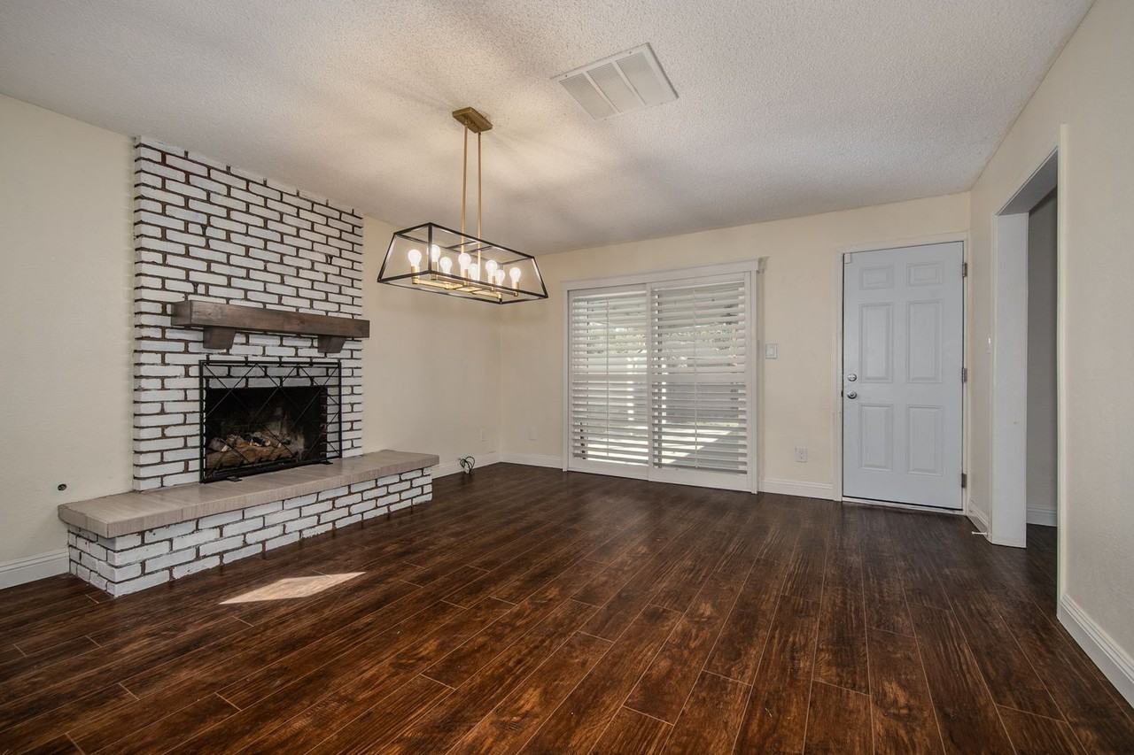 25597 Lomas Verdes St - Photo 7 of 20