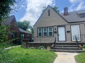 1504 S Knoxville Ave - Photo 1 of 1