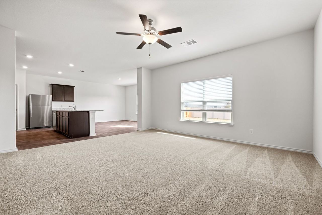14301 Prairie Sod Ln - Photo 5 of 16